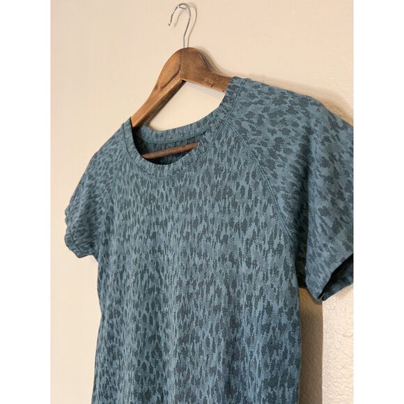 Athleta Momentum Allure Animal Print Teal T-Shirt/ Size S - Picture 3 of 9
